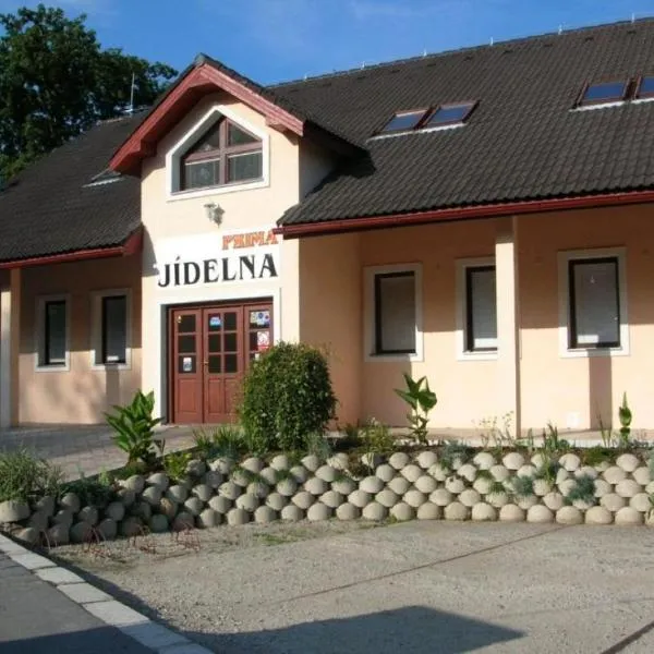 Apartmány Prima-Pokoje, hotel din Mimoň