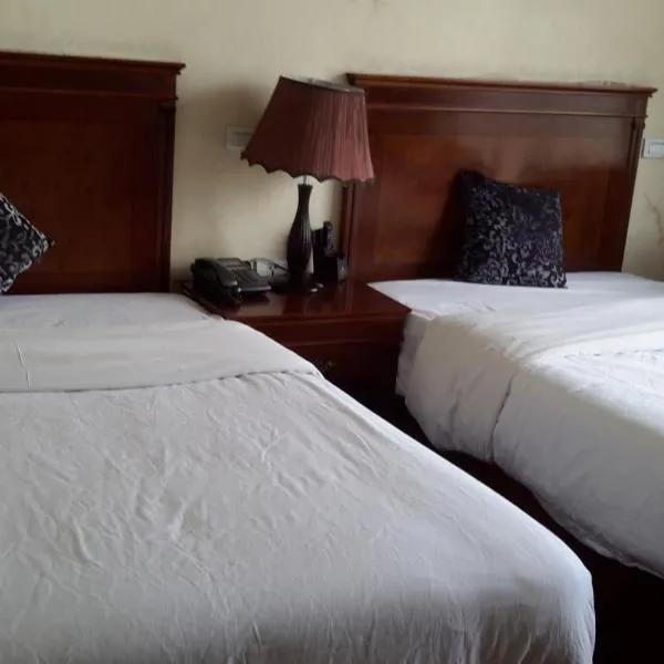 FT Hotel, hotel en Addis Abeba