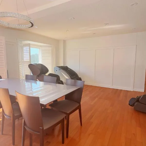 Modern Oasis Mississauga - Near Airport, khách sạn ở Mississauga