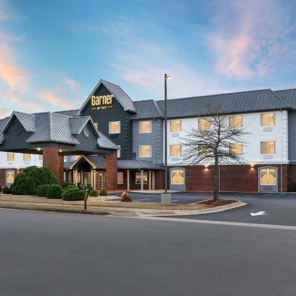 Garner Hotel Madison - Huntsville Airport by IHG, hotell i Madison