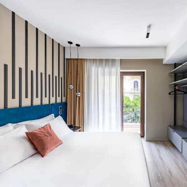 MH SUITES Plebiscito, מלון בנאפולי
