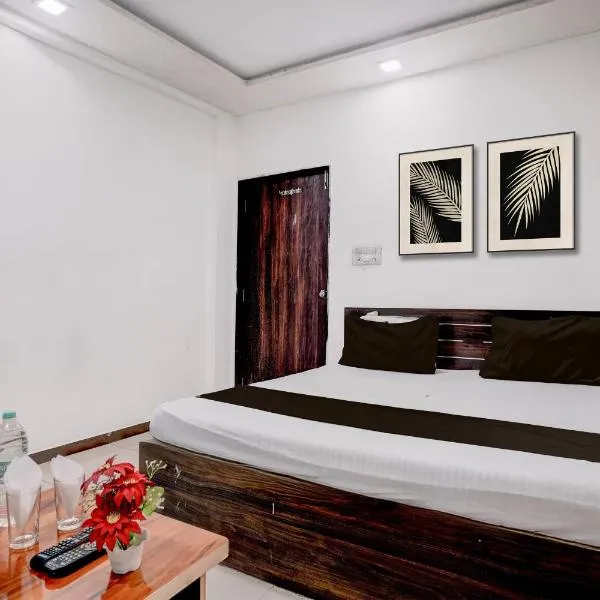 Hotel O Red Rose, מלון בראג'קוט