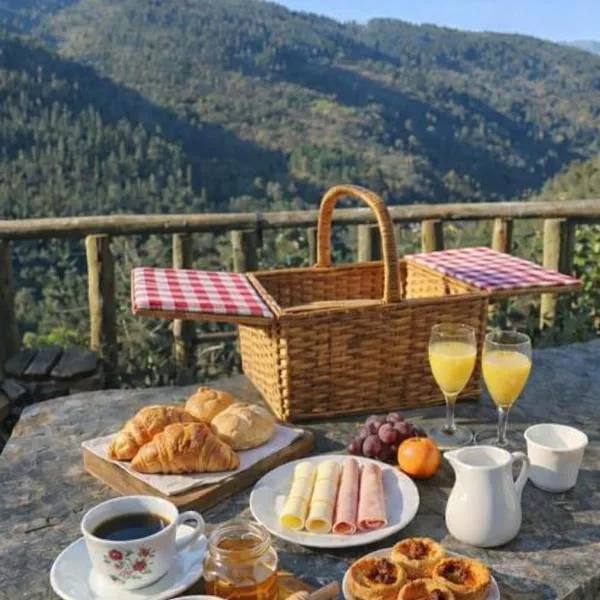 Refúgio com Tanque Privado e Azeite Artesanal, hotel di Góis