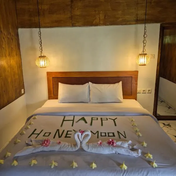 Poetri Bungalow-Rinjani Trekking- Jungle and mountain view, hotell i Senaru