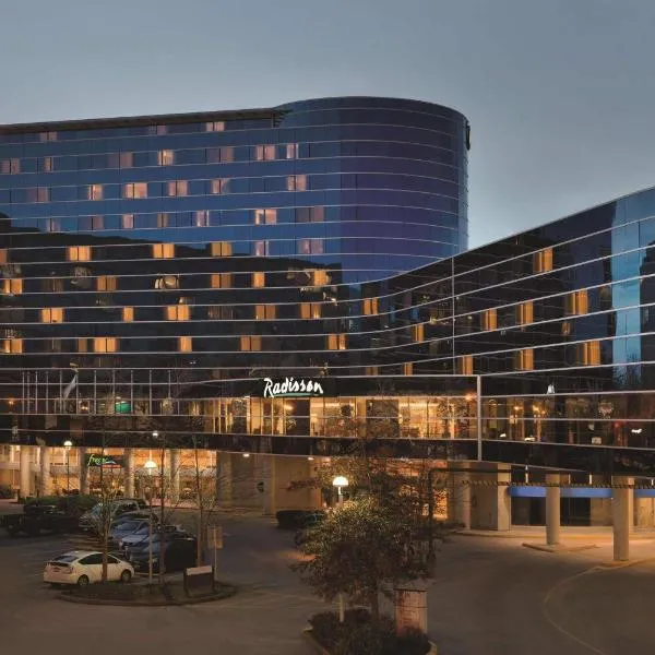 Radisson Hotel Vancouver Airport, hotel en Richmond