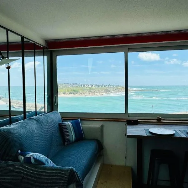 Appartement duplex vue mer, khách sạn ở Audierne
