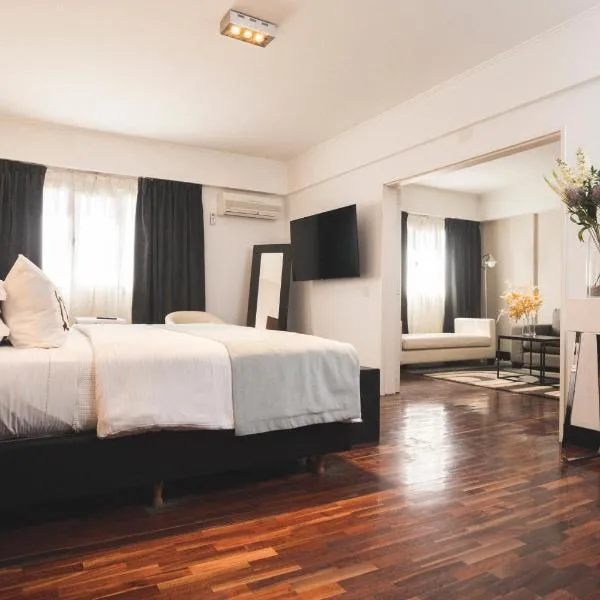 Hotel Tolosa, готель у місті Пуерто-Мадрин