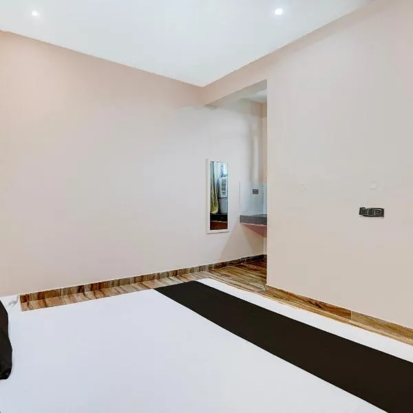 Hotel O Sairam Guest House, хотел в Гвалиор