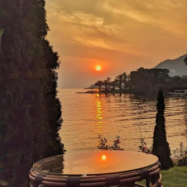 Kivu Hilltop beach Hotel & Apartment, hotel v destinácii Gisenyi