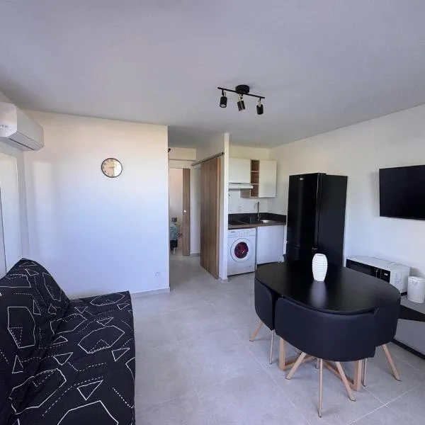 Logement T2 tout confort، فندق في سانت بيير