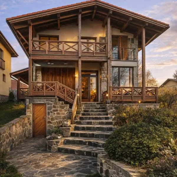 Villa Sofia - dovolenkový dom pre 8 osôb, хотел в Batizovce