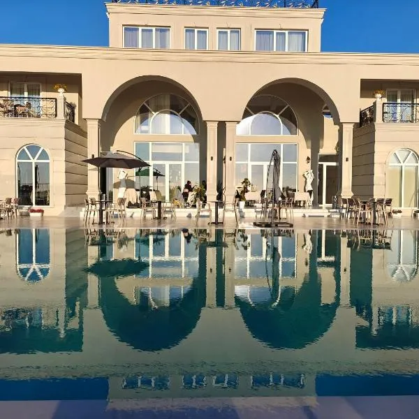 Orion Palace Boutique Hotel, hotel di Durrës