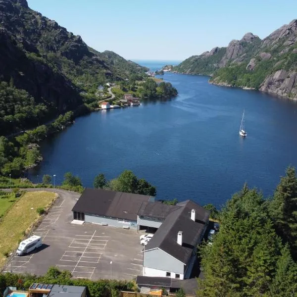 Brufjell Hostel & Parking, hotel en Flekkefjord