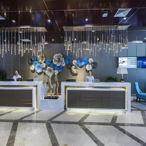 Metropolo Hotel Yining Development Zone Hanma Building, hotel i Yining Airport