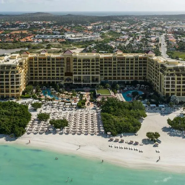 The Ritz-Carlton, Aruba, hotel en Palm-Eagle Beach
