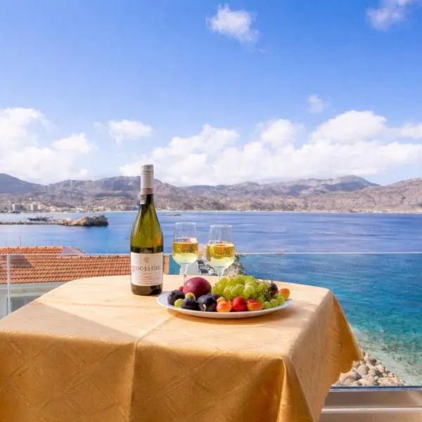 Dolphin Hotel Apartments, Hotel in Karpathos