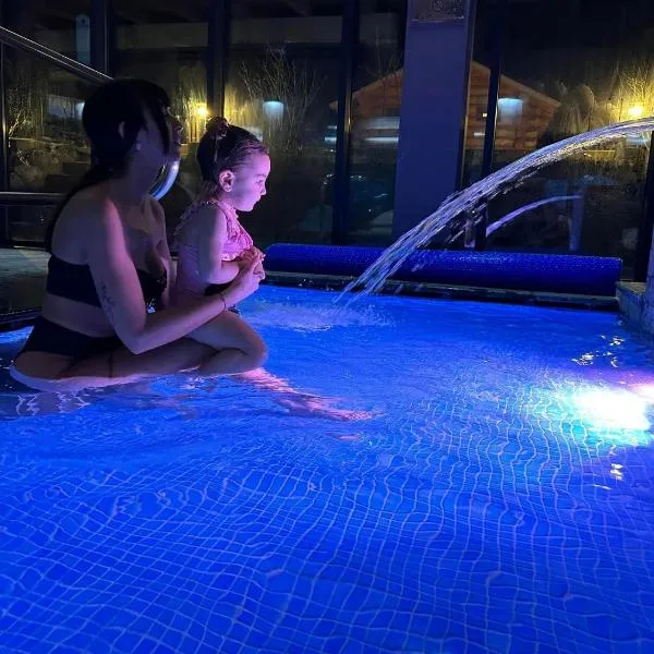 Q Resort and Spa, готель у місті Сачеле
