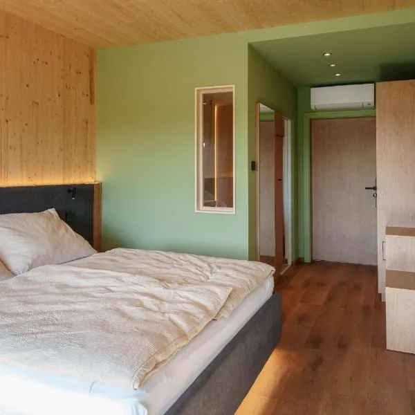 Schlafgut am Johanneshof, hotel i Tattendorf