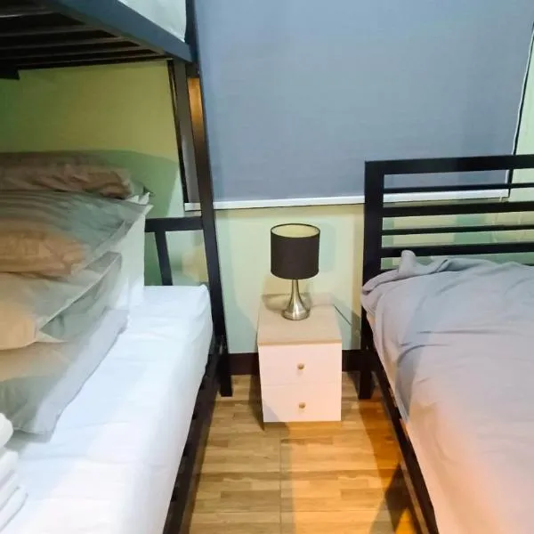 Chic Homestay Narathiwat, hotel Ban Kam Pong Ba Ru városában