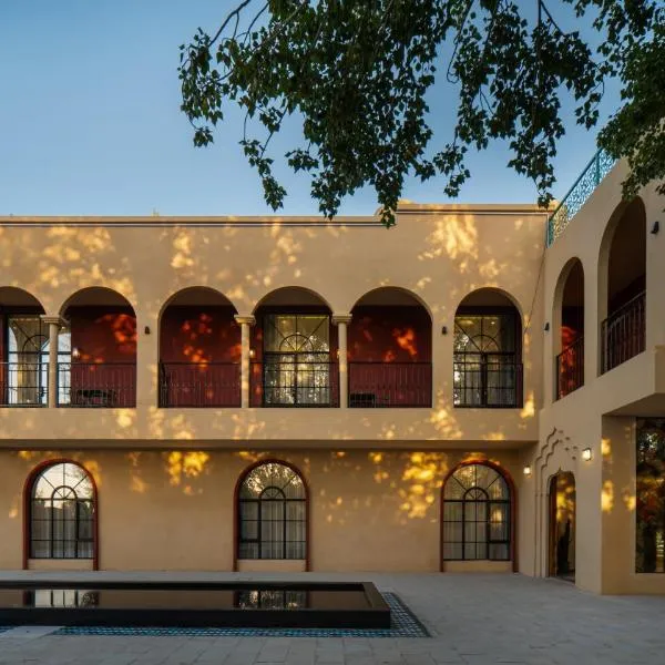 Dunhuang Muzhou OASIS Hotel, hotel i Dunhuang