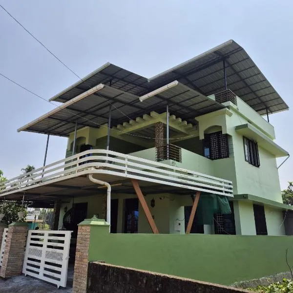 meadowell homestay, hotell sihtkohas Kizhake Chālakudi