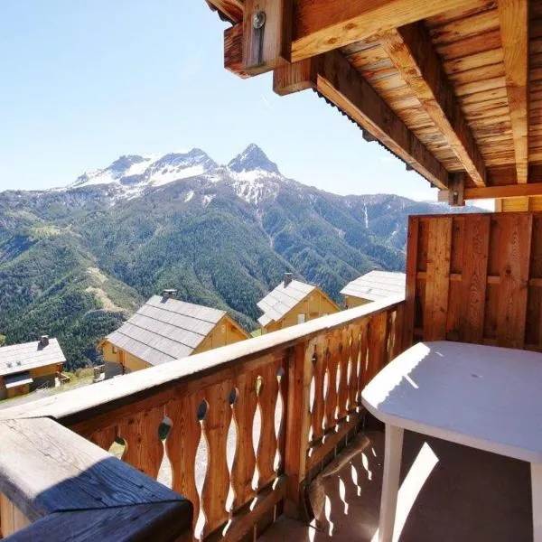 Cocon alpin Vue de rêve en Ubaye, hotel em Uvernet