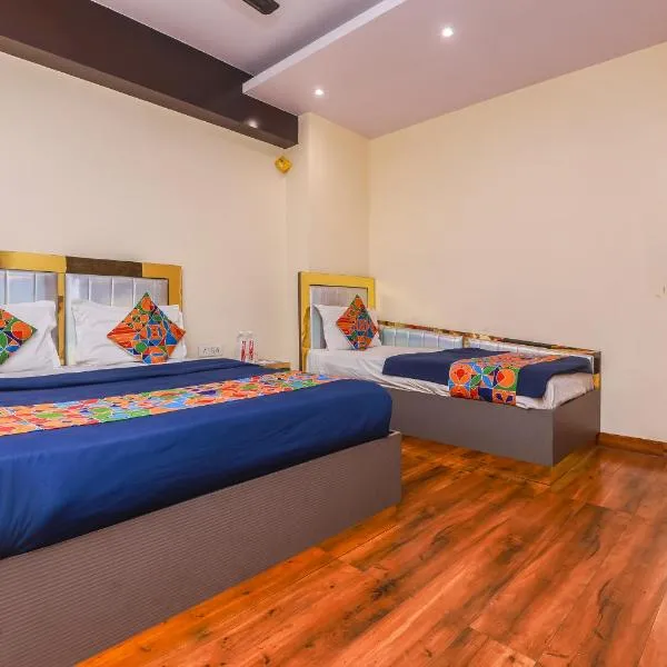 Crown Continental Suites - Luxury Collection Hotel Just Near Liberty Cinema And Sarai Rohilla Railway Station, готель у Нью-Делі