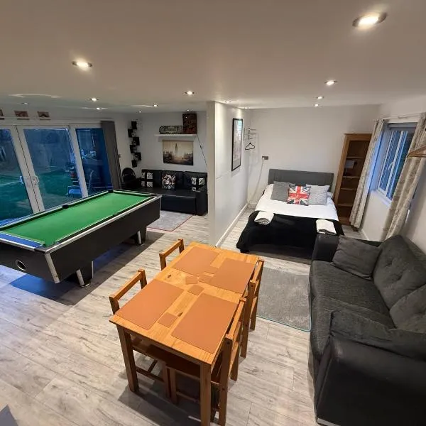 우드스턱에 위치한 호텔 The Green Bus and the lodge