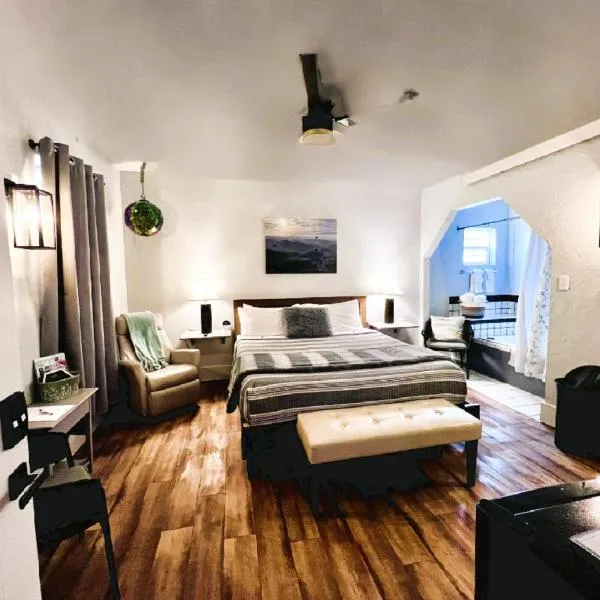 Eagle’s Landing Lodge, מלון בקאסטר