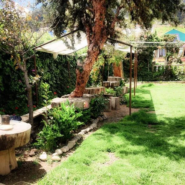 Lodge & Camping Suma Samawi, viešbutis Kopakabanoje