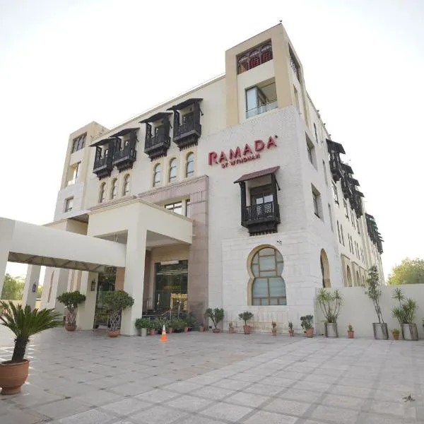 Ramada by Wyndham Islamabad – hotel w mieście Islamabad