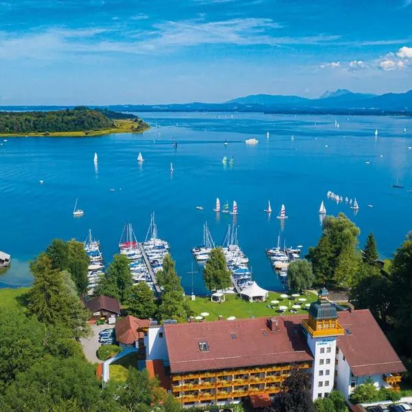 Prien am Chiemsee में, होटल Yachthotel Chiemsee GmbH