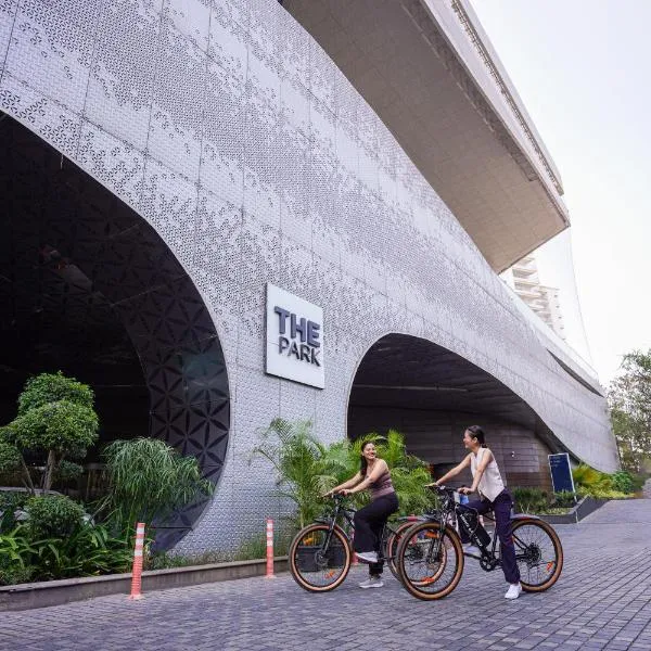 The Park Hyderabad, Banjara Hills near Hussain Sagar Lake, khách sạn ở Hyderabad