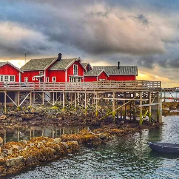 Andøy Vest Rorbuer Reine, hotel i Reine