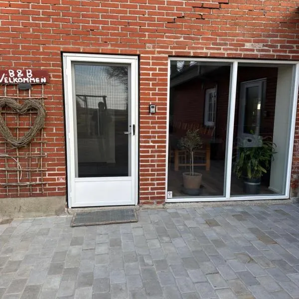 Højmosegård HEMS, viešbutis mieste Vardė