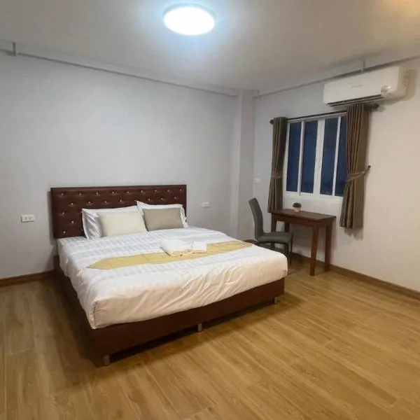 บ้านตลาด สัตหีบ, khách sạn ở Sattahip