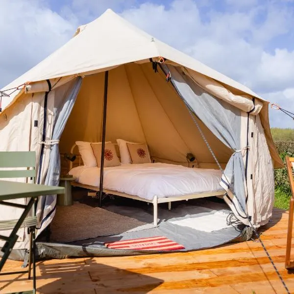 Hoeve de Binnenplaets - Comfort glamping tent, hotel em Schimmert