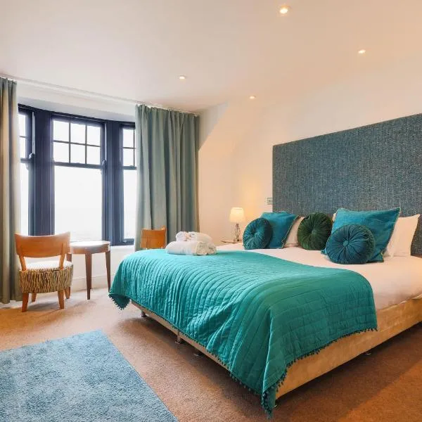 Beachcliff Rooms & Apartments، فندق في كارديف