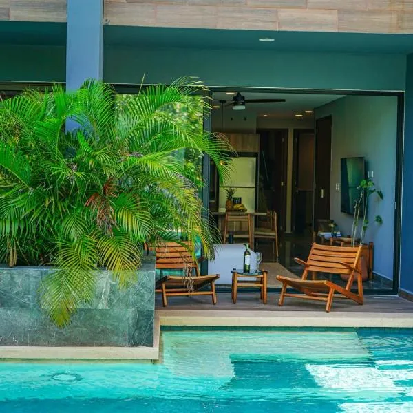 Tulum Family Stay 2 Bedrooms swim up, Hotel in Tulum