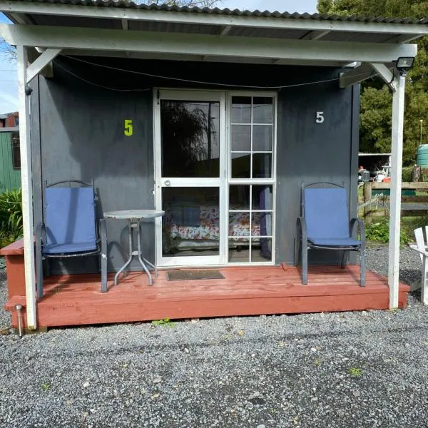 Waitomo Farmstay - Kiwi Cabin 5, hotel em Cavernas de Waitomo