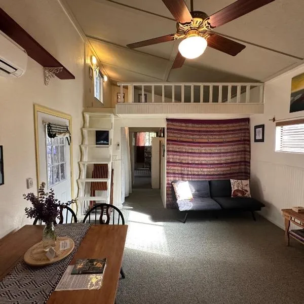 The Lake House, отель в городе Уид