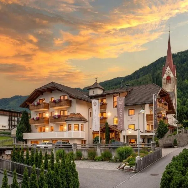 MyLiving - Hotel B&B by Majestic Resorts Dolomites, hotel a San Lorenzo di Sebato