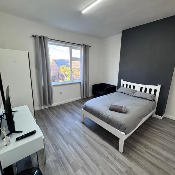 The Villas, ξενοδοχείο σε Rock Ferry