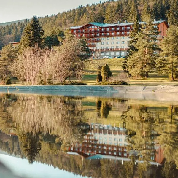 Hotel Partizán, hotel a Tale