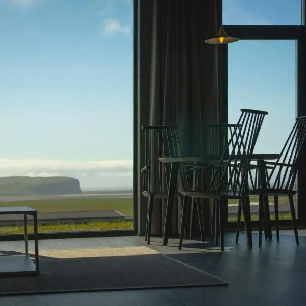 Black Beach Suites, hotel u gradu 'Vik'