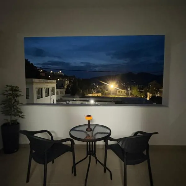 Castle & Sea, Platanos Retreat, hotel u gradu Aja Marina