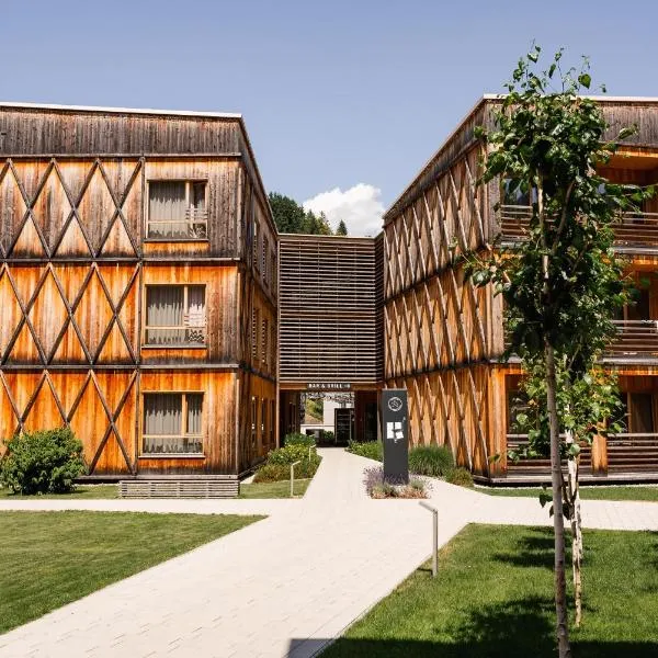 Tirol Lodge, hotel u gradu Elmau