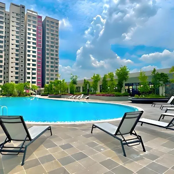KUALA LUMPUR INTERNATIONAL AIRPORT Residensi Arena by Avery#Drive 12-minute to KLIA#24-hour open#中英文房东, hotel i Sepang