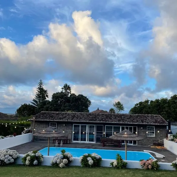 Cozy Cottage, hotel em Praia da Vitória