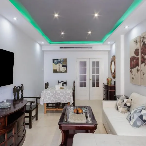 Apartamento Aeropuerto Sevilla, hotel in Seville